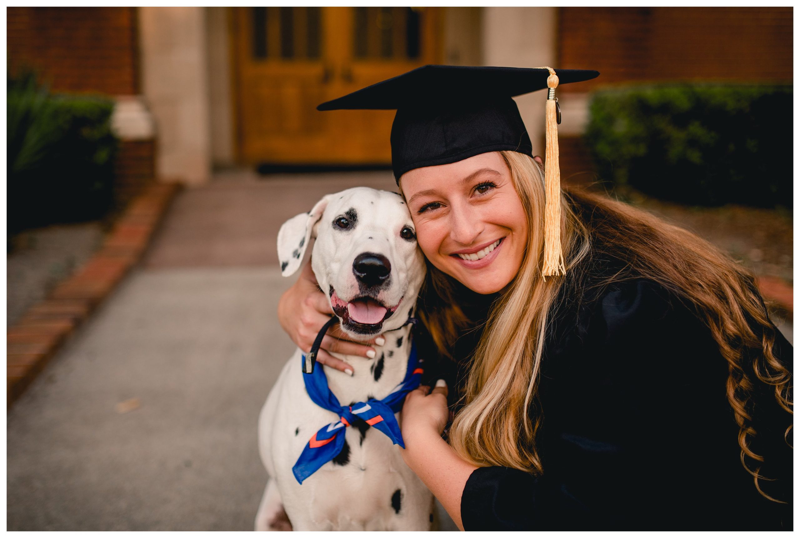 UF graduation pictures taken with dog on the main campus