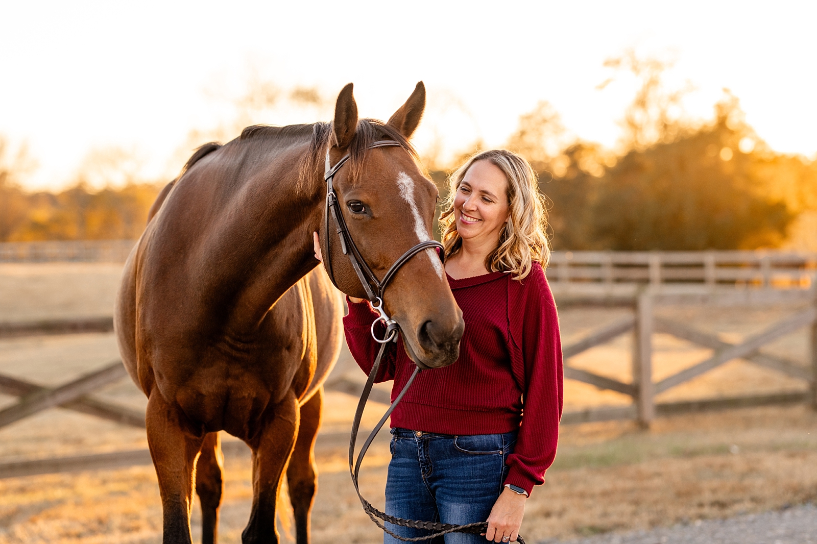 Family photos with horses. Equestrian family. Chattanooga horses. Equestrian boutique in Chattanooga, Heels Down Boutique.